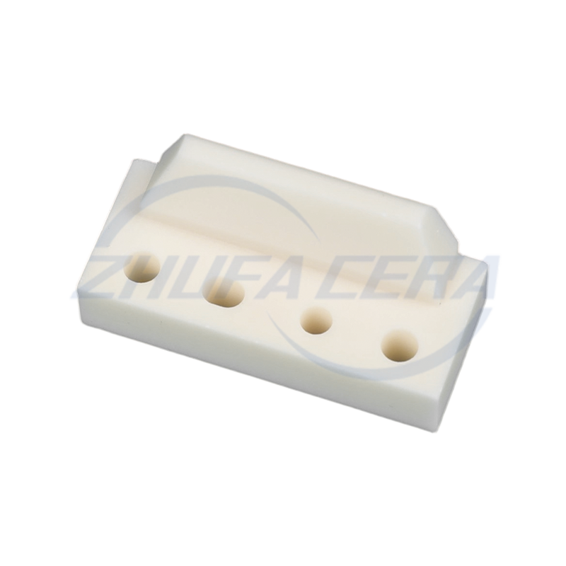 Keramické diely z oxidu hlinitého